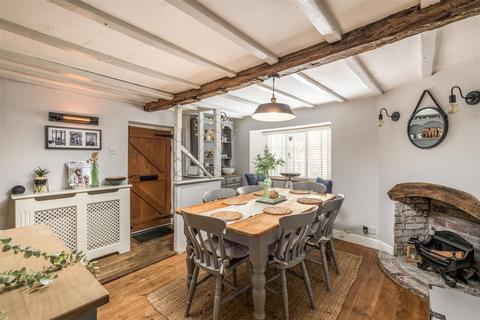 7 Abbey Square, Turvey, Bedford, MK43 8DJ