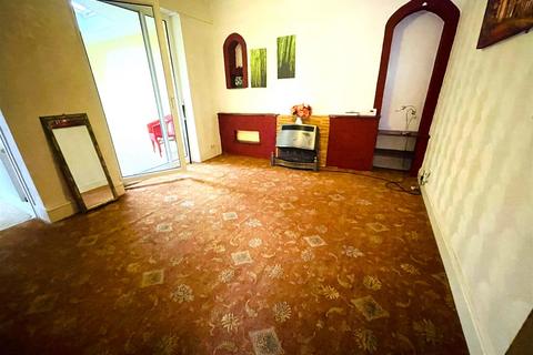 36 Albert Street, Llanelli, SA15 2TA