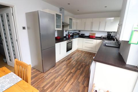 75 Littledean, Yate, Bristol, BS37 8UQ