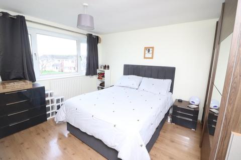 75 Littledean, Yate, Bristol, BS37 8UQ