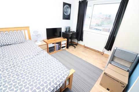 75 Littledean, Yate, Bristol, BS37 8UQ