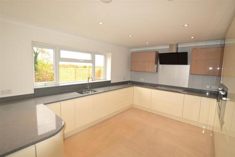 5 bedroom semi-detached house to rent - Nuttfield Close, Croxley Green, Rickmansworth