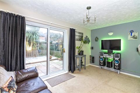 28 Highclere Way, Worthing, BN13 3RF