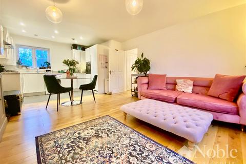 1 bedroom apartment for sale, Rosen Crescent, Hutton, Brentwood