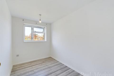 11 Betchworth Way, New Addington, Croydon, CR0 0TT