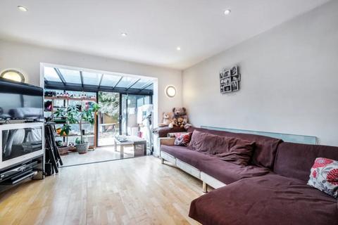 11a Blenheim Road, Leytonstone, London, E15 1UF