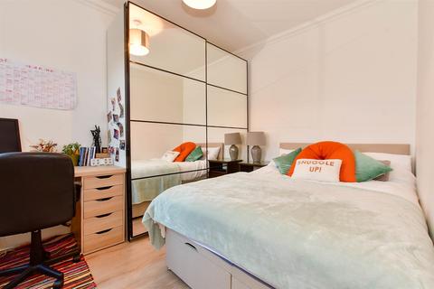 21 Edison Road, Welling, DA16 3NF