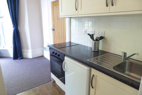 1 bedroom flat to rent - Greenhead, Huddersfield HD1