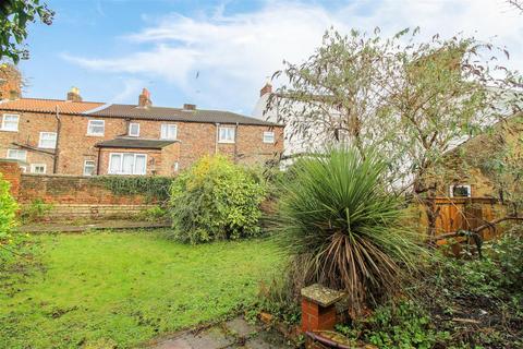 2 bedroom terraced house for sale, Skellgarth, Ripon