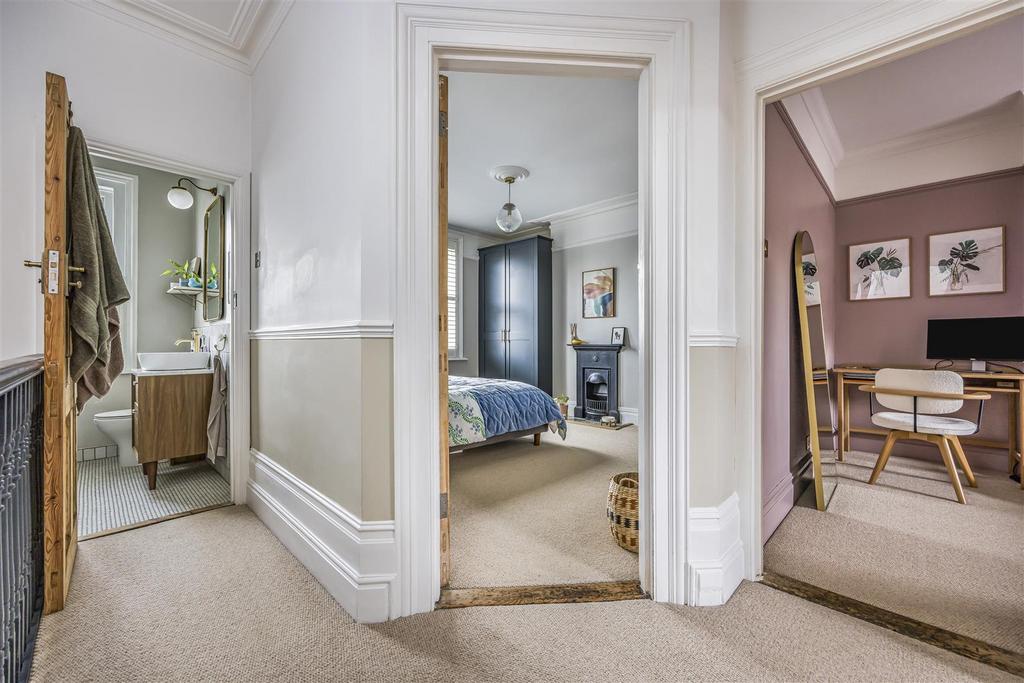 252 Laburnum Grove, Copnor-Portico Marketing-Sarah O
