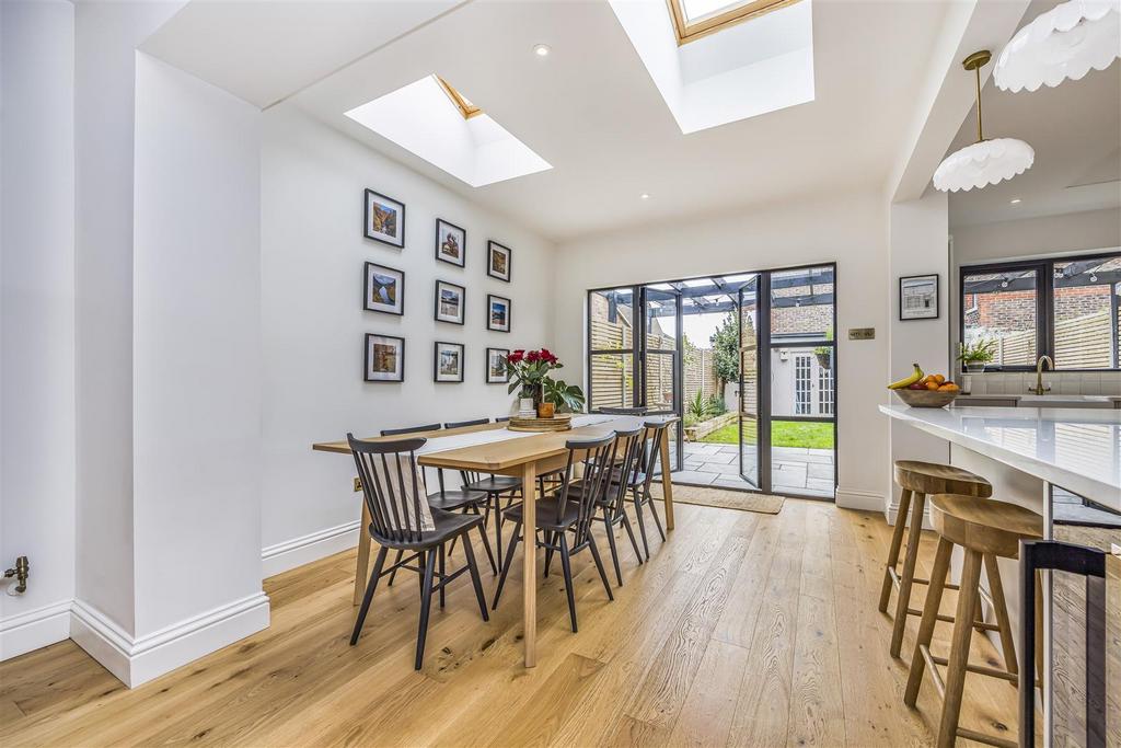 252 Laburnum Grove, Copnor-Portico Marketing-Sarah O