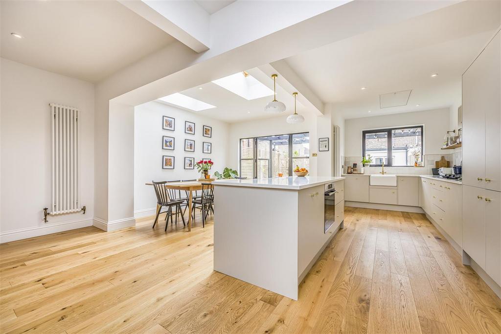 252 Laburnum Grove, Copnor-Portico Marketing-Sarah O