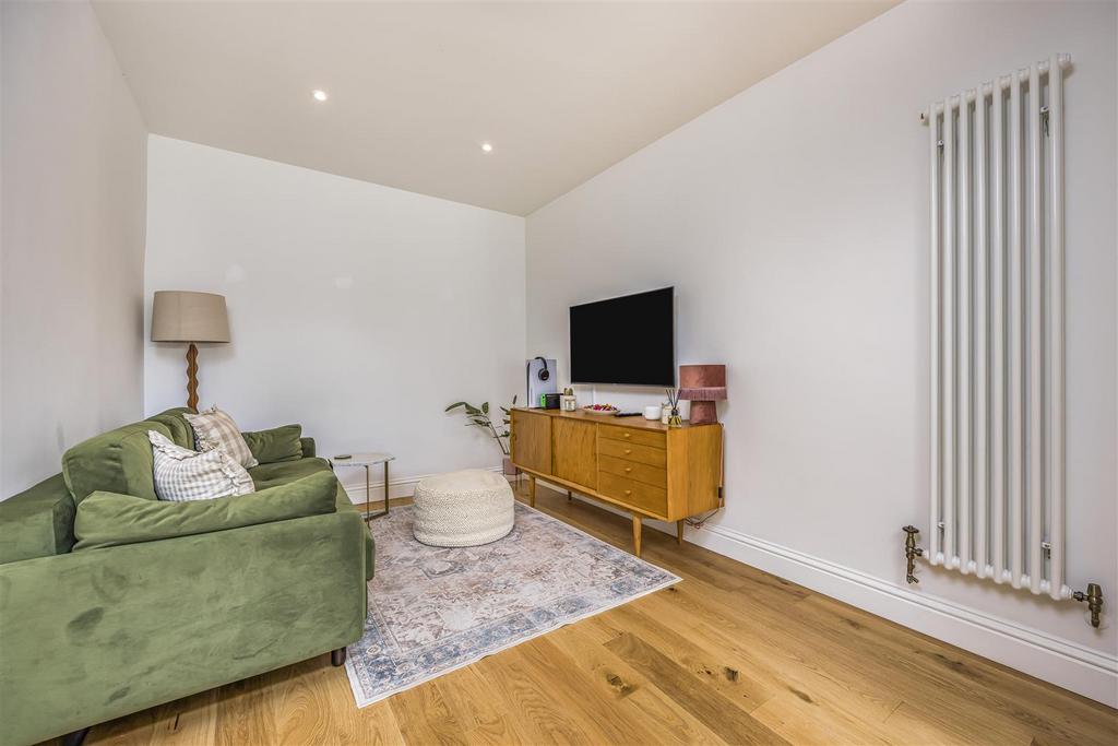 252 Laburnum Grove, Copnor-Portico Marketing-Sarah O