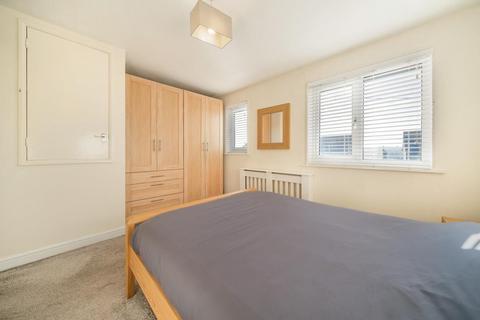 15 Abbeydale Garth, Leeds, LS5 3RQ