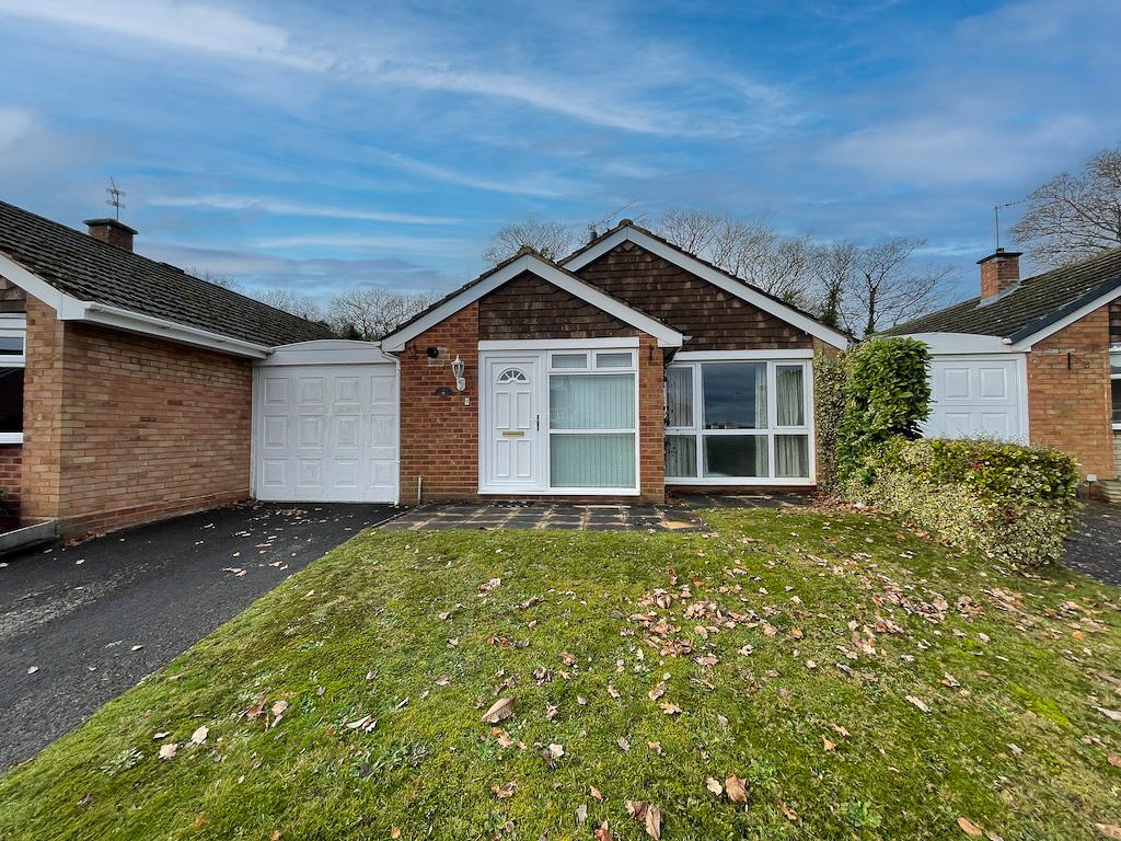 WOLLASTON Wolverley Avenue 2 bed detached bungalow for sale £330,000