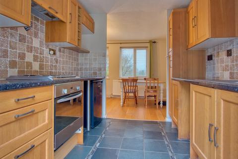 72 Blackdown View, Norton Fitzwarren, Taunton, TA2 6TB