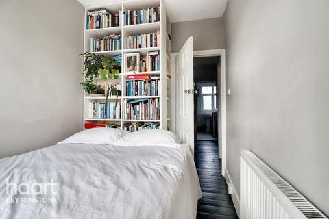 5 Clare Road, London, E11 1JU