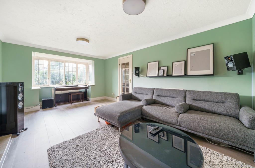 Pearman Drive, Andover, Hampshire 4 bed detached house £425,000