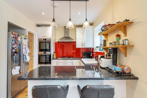 225 Orchard Way, Beckenham, BR3 3EL