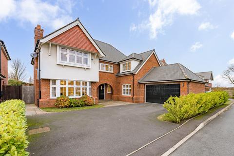 5 bedroom detached house for sale, Widnes, Widnes WA8