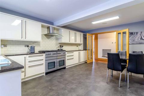 69 The Meadows, Ingrave, Brentwood, CM13 3RW