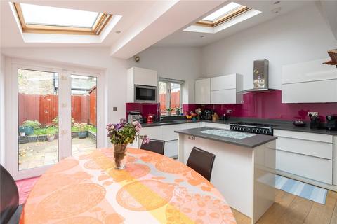 4 bedroom terraced house for sale, Replingham Road, Southfields, London, SW18