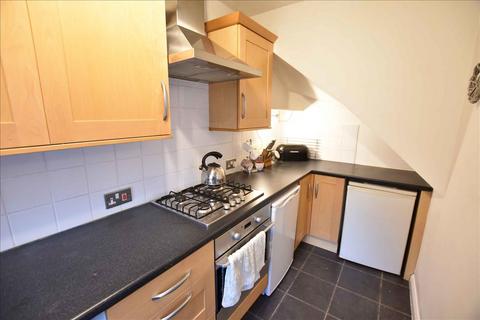 25 Padbury Close, Feltham, TW14 8SP