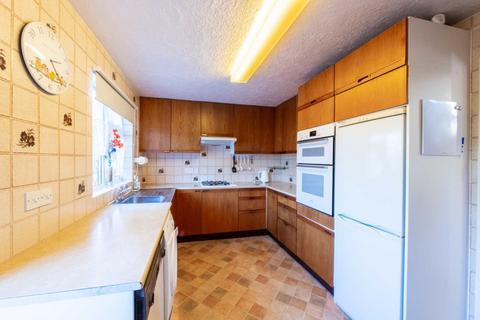 5 Broadlands, Thundersley, Benfleet, SS7 3BD