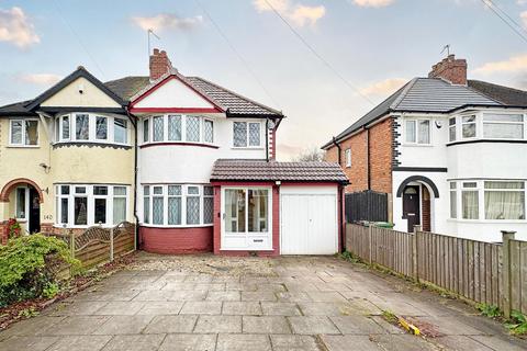 3 bedroom semi-detached house for sale, Stroud Road, Shirley, B90