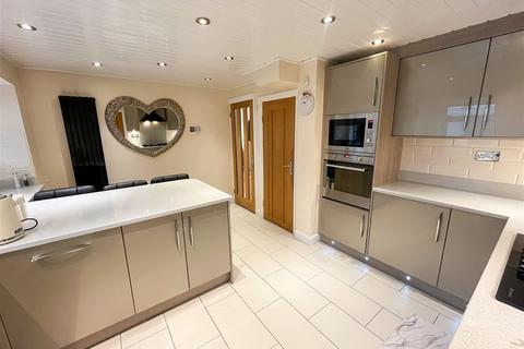 375 Brook Lane, Kings Heath, Birmingham, B13 0DJ