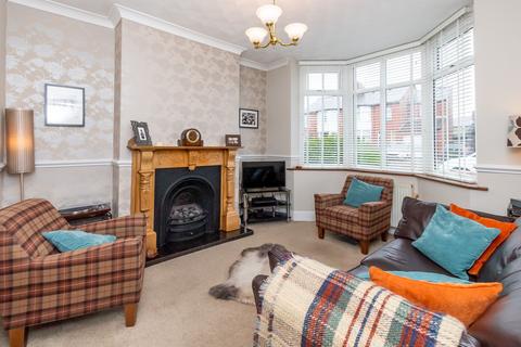 3 bedroom semi-detached house for sale, Moorfield Road, Dentons Green, WA10