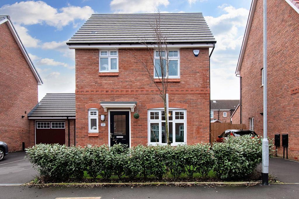 Grassendale, St. Helens, WA9 3 bed detached house for sale £255,000