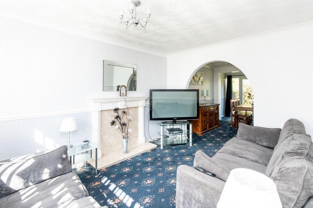 Renfrew Avenue, St. Helens, WA11 3 bed semidetached house for sale £