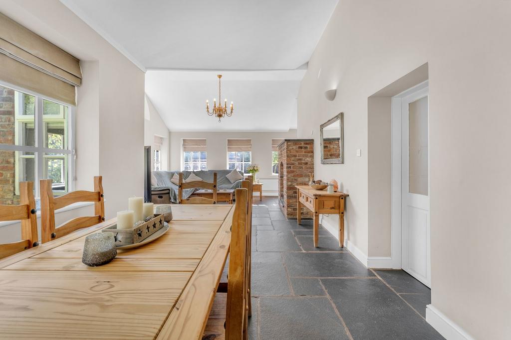 Sitting / Dining Room