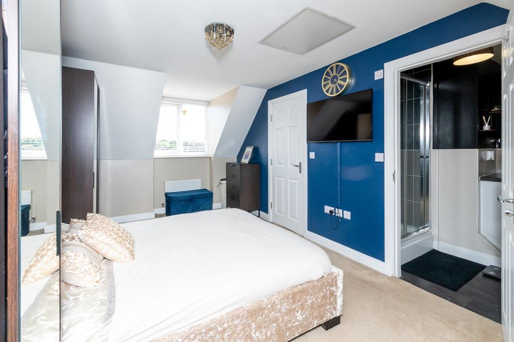 Bedrooms &amp; Bathroom