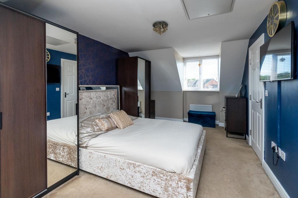 Bedrooms &amp; Bathroom