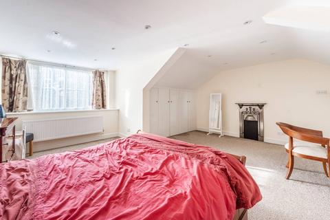 3 bedroom flat for sale - West Hill, Harrow on the Hill, Harrow, HA2