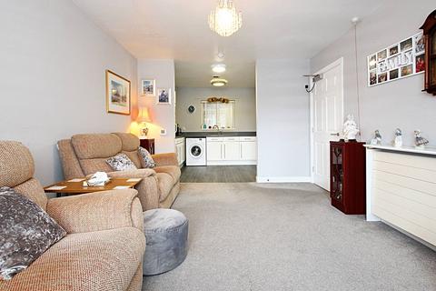 2 bedroom apartment for sale, Heyes Avenue, Haydock, WA11