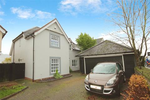 5 bedroom detached house to rent - Bassett Fields, High Road, North Weald, Epping,, CM16