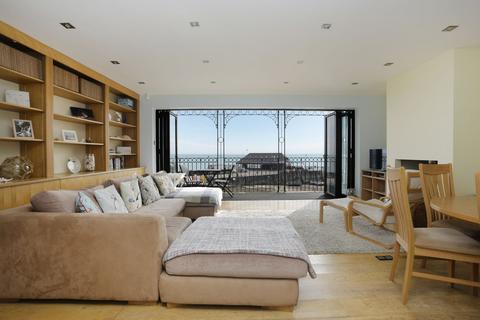 3 bedroom flat for sale, Pier Approach, Broadstairs, CT10