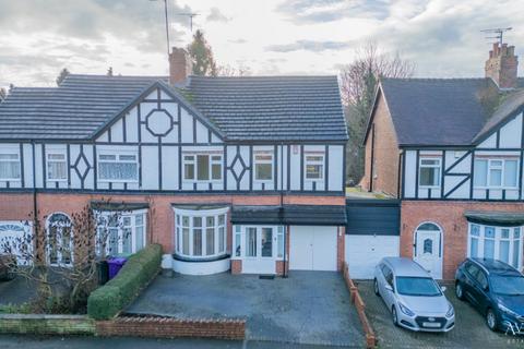 100 Clark Road, Wolverhampton, WV3 9PB