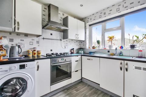 52 Kildare Close, Bordon, GU35 0HW