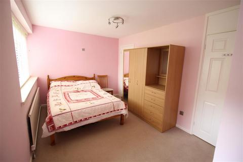 52 Kildare Close, Bordon, GU35 0HW