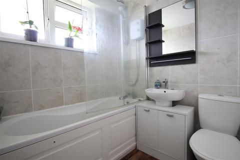 52 Kildare Close, Bordon, GU35 0HW