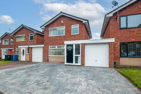 3 bedroom link detached house for sale - Walnut Close, Woolston, WA1