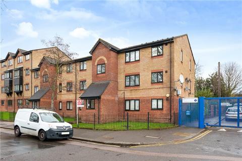 92 Viking Place, London, E10 7ND