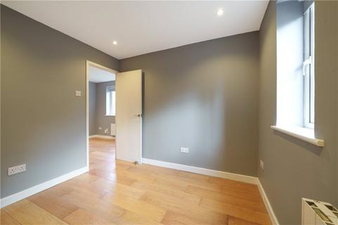 92 Viking Place, London, E10 7ND