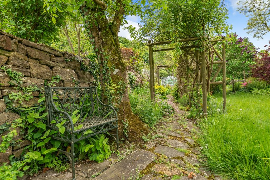 Bampton, Seddons
