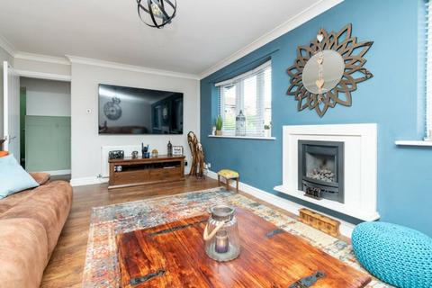 51 Aviemore Drive, Fearnhead, Warrington, WA2 0TQ