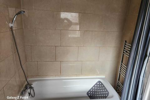 1 bedroom in a house share to rent, Room 3 , Frederick Rd B11 4JS